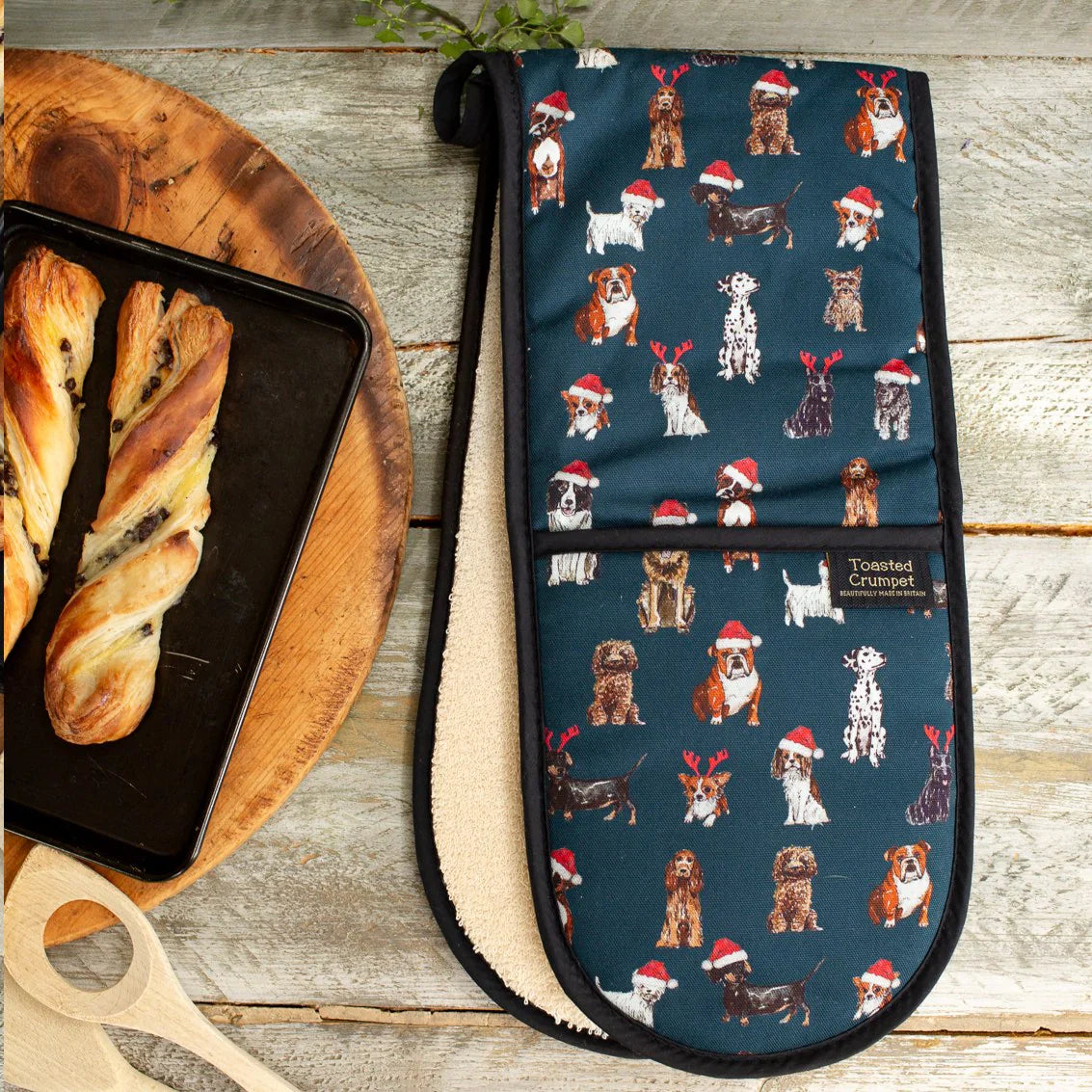 Christmas Dogs Double Oven Glove
