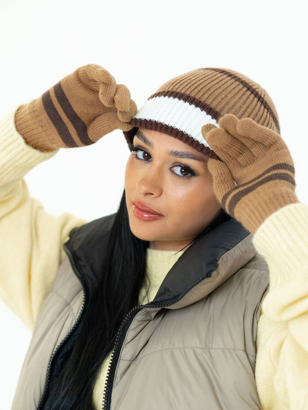 Knitted Stripe Gloves in Brown or Black